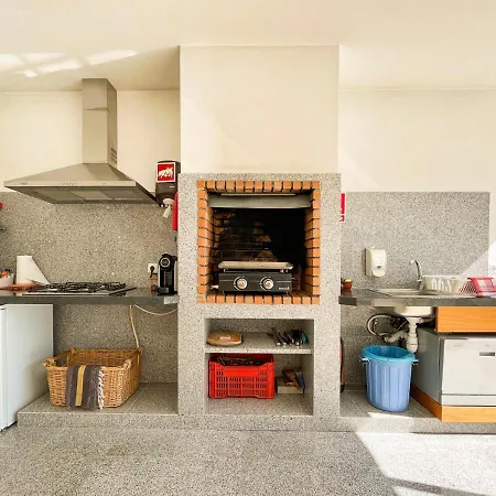 Appartement Edles In Architektenvilla Mit Grossem Pool, Sauna, Dachterrasse Und Malerischem Garten Pataias